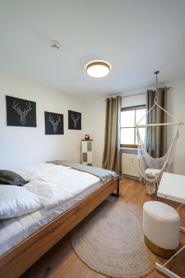 Ferienwohnung "Wie Dahoam" Chieming Kültér fotó