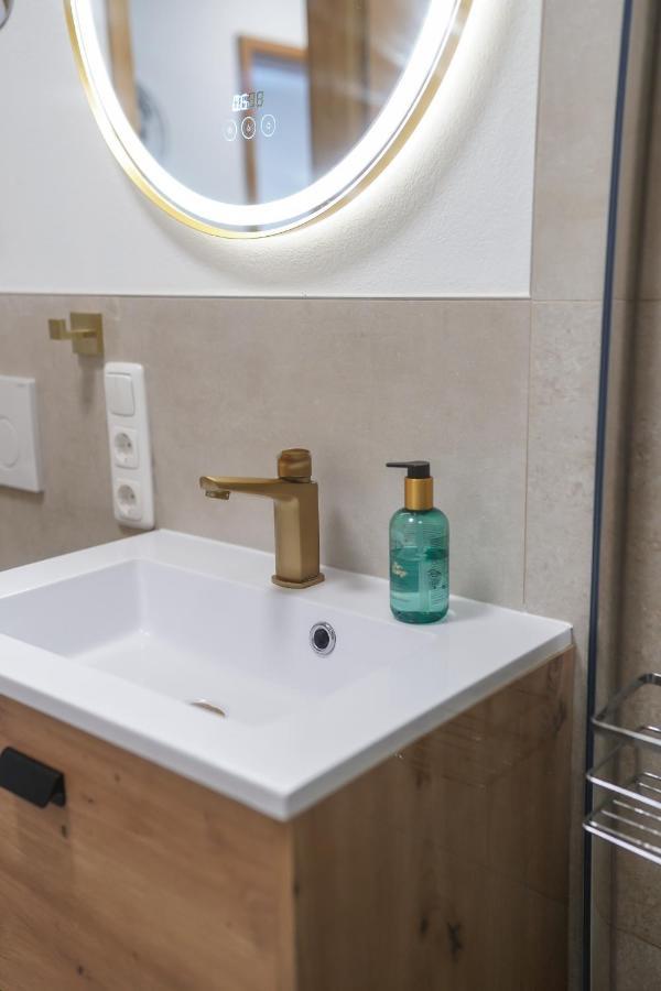 Ferienwohnung "Wie Dahoam" Chieming Kültér fotó